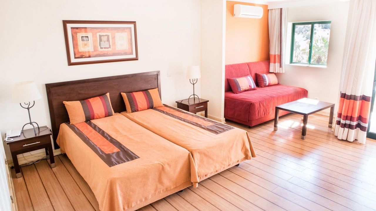 เยลโลว์ อัลวอร์ การ์เดน - ออล อินคลูซีฟ Hotel ภายนอก รูปภาพ